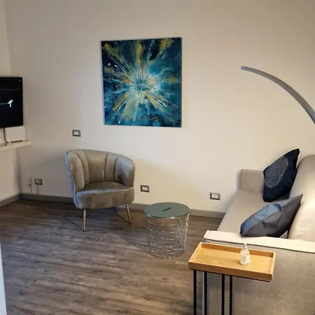 The - Casa Holiday home Dormelletto